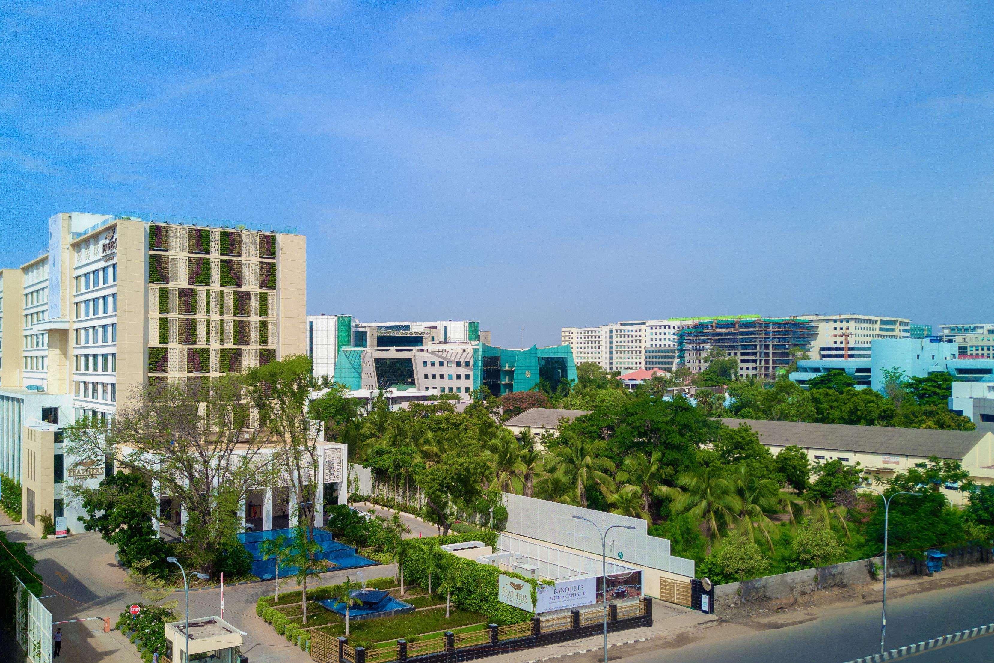 Feathers- A Radha Hotel, Chennai Exterior photo