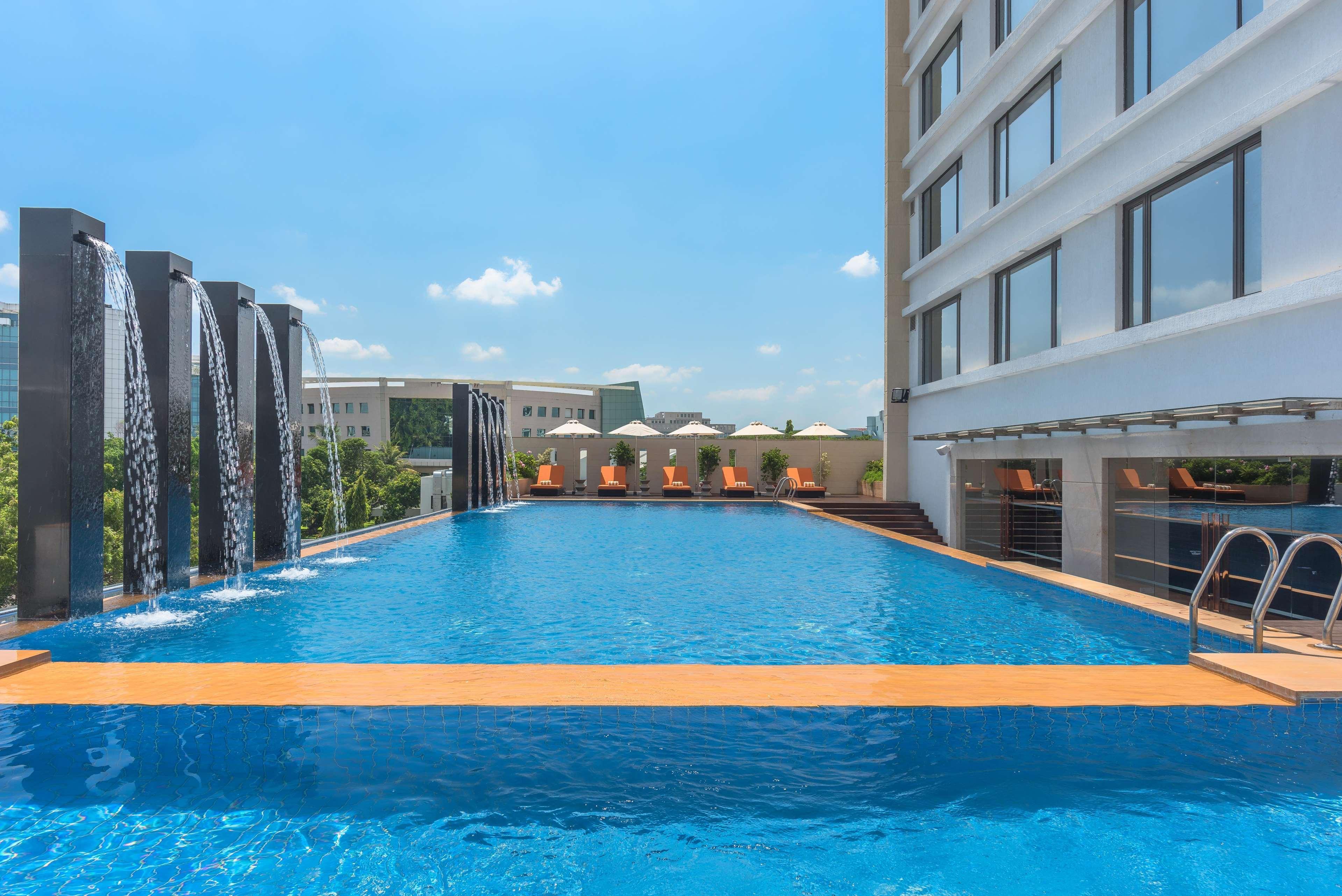 Feathers- A Radha Hotel, Chennai Exterior photo