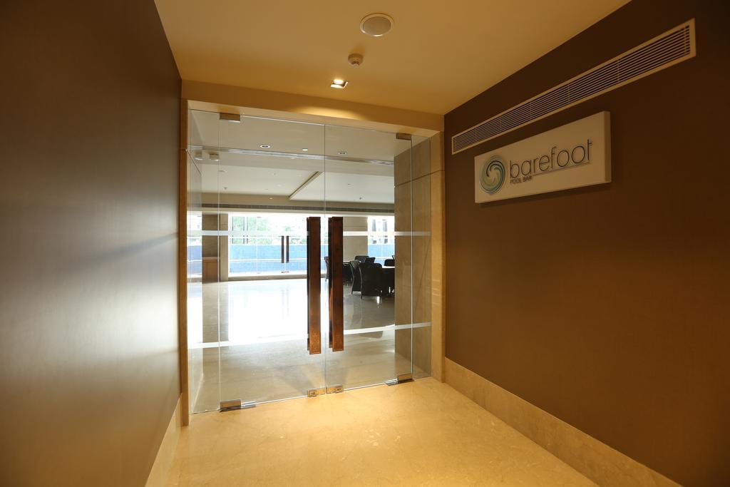 Feathers- A Radha Hotel, Chennai Exterior photo
